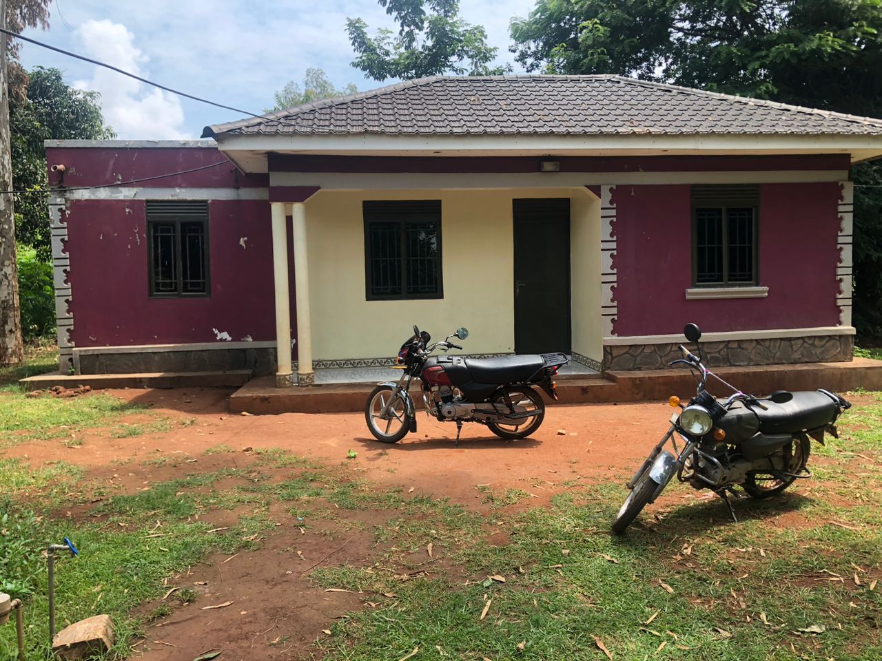 Self-Contained Double-Room House for Rent, Pece